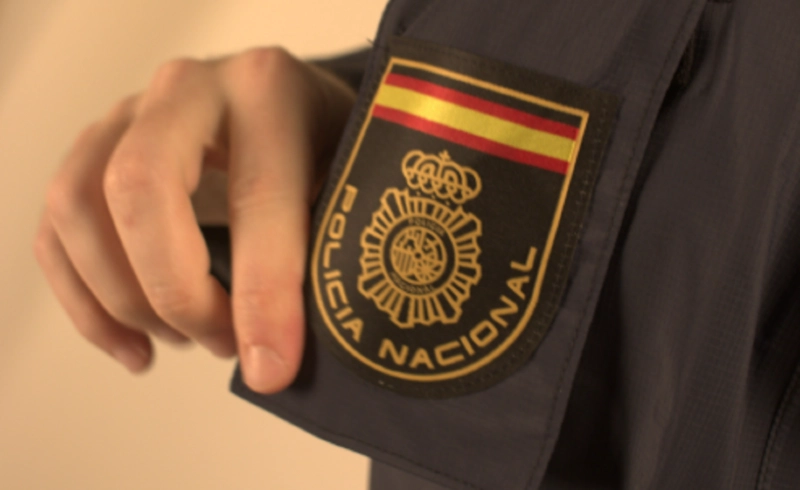 con un grado medio puedo ser policia nacional