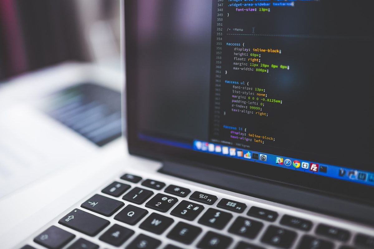 Cuánto cobra un informático de grado superior